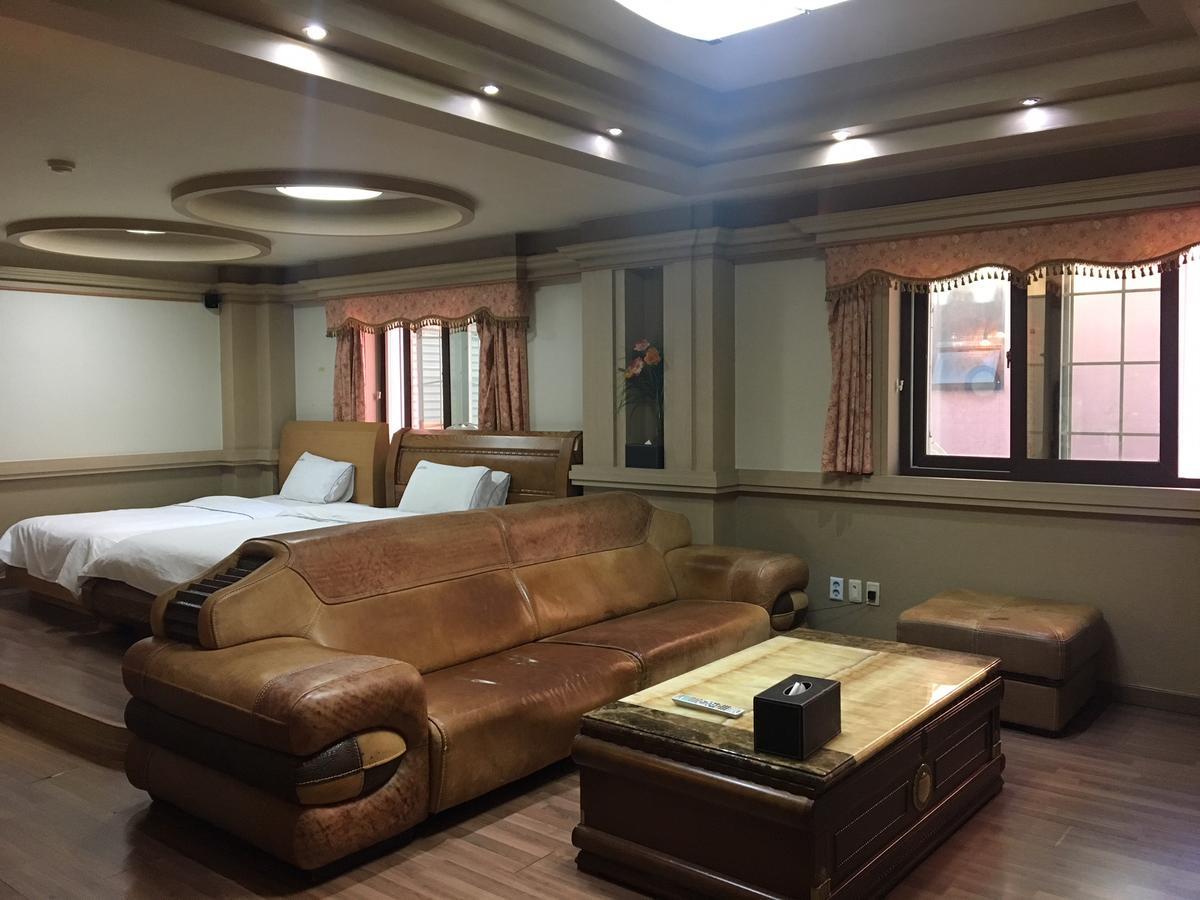 Nobless Hotel Gwangju Metropolitan City Εξωτερικό φωτογραφία