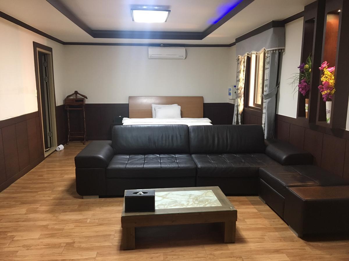 Nobless Hotel Gwangju Metropolitan City Εξωτερικό φωτογραφία
